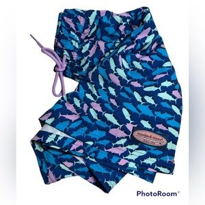 VINEYARD VINES 7" CHAPPY TRUNKS WITH VINEYARD VINES LOGO PATCH.SZ.XXL.NWT